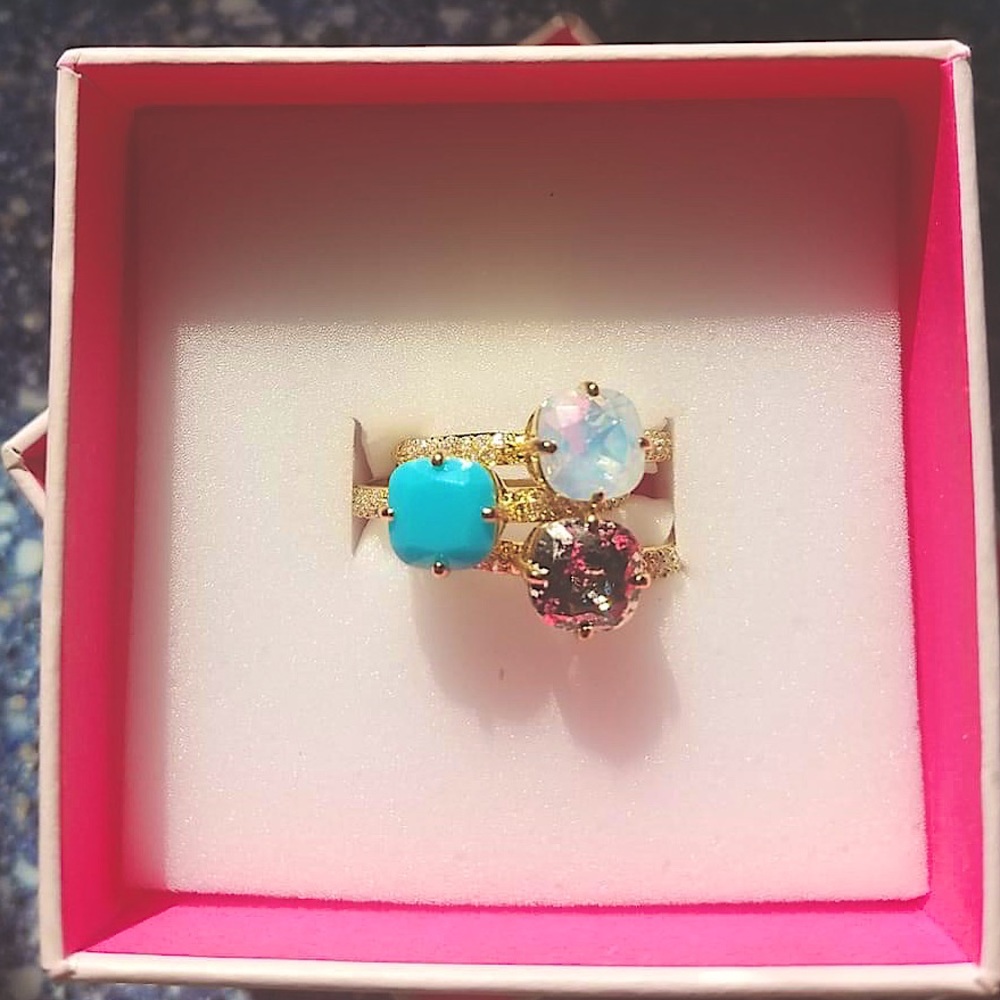 Stella & Dot Cushion Cut Ring Trip - Size 8. NIB